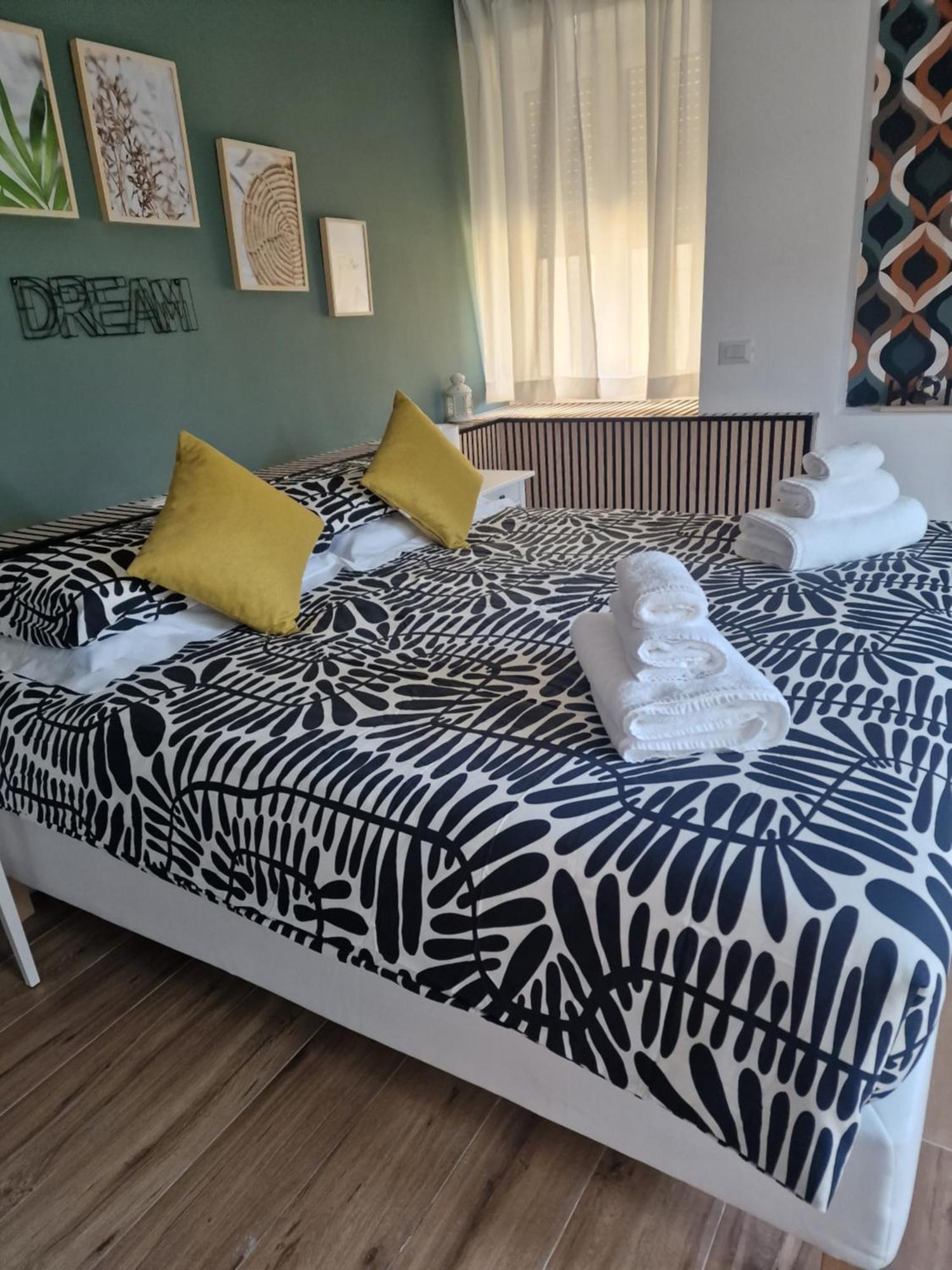 Home K&Y Elite Pineta روما المظهر الخارجي الصورة
